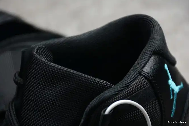 MaikeSneakers Jordan Retro Air Blue 11 378037-006 Gamma 0504